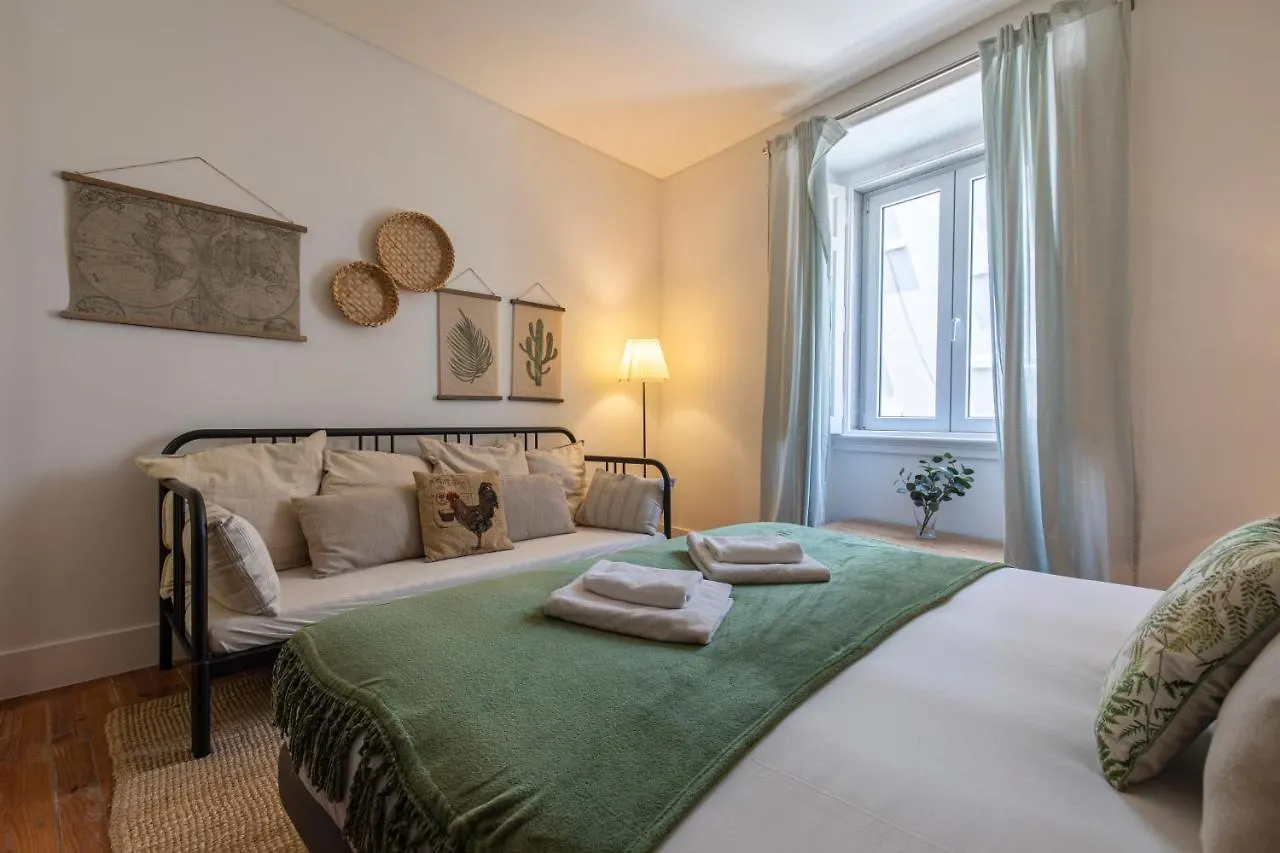 32 -Lovely 2 Bedroom Apt In Principe Real Lisboa